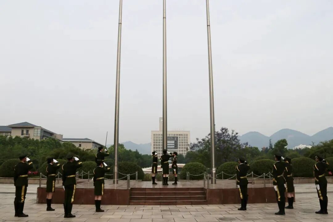 4496)) 发布时间